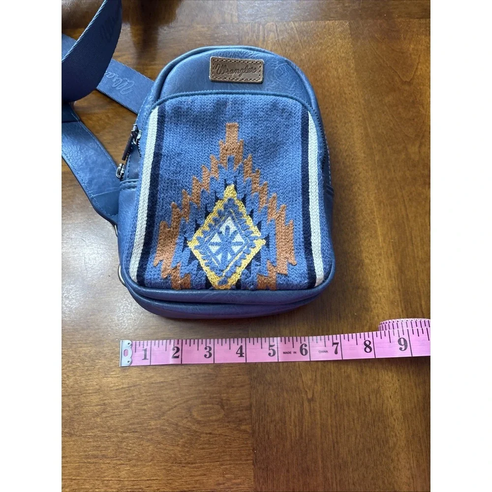 Wrangler Aztec‎ Sling Bag for Women Western Knitted Crossbody Purse 6X3X9